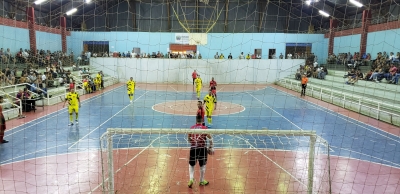 Ferraz Tur E Dínamo/Bar Do Abrair Estão Na Final Do Campeonato Regional De Futsal De Rondon