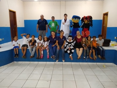 Alunos De Escola Municipal Assistem Palestra E Teatro Sobre Combate Ao Aedes Aegypti