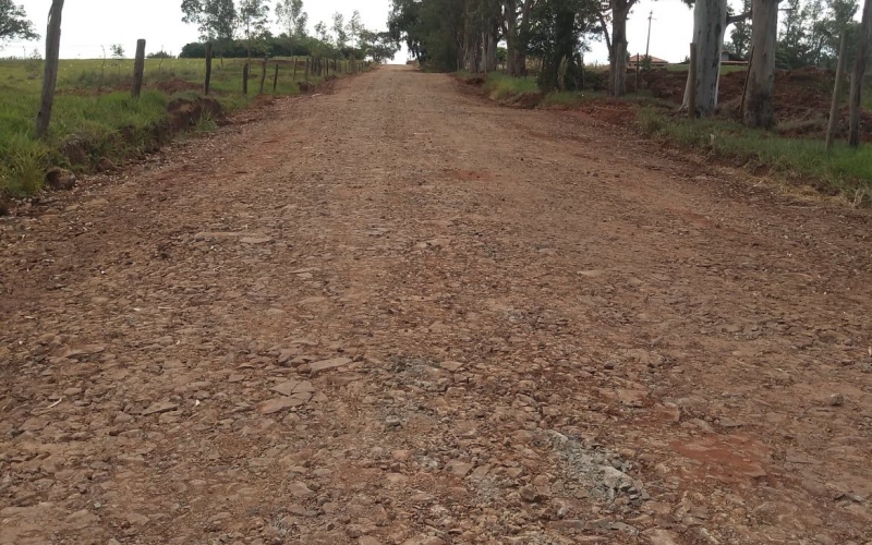 RECUPERAÇÃO DE ESTRADAS VICINAIS É INTENSIFICADAS EM RONDON