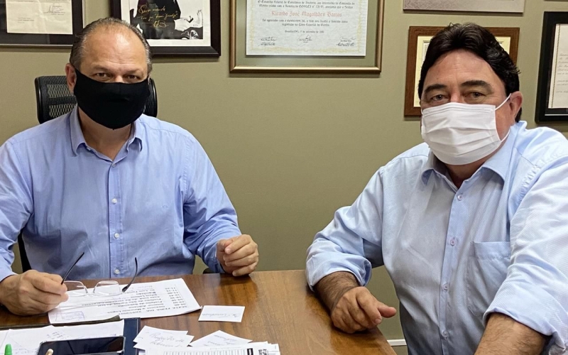 Prefeito Roberto Corredato visita Líder do governo Federal Ricardo Barros